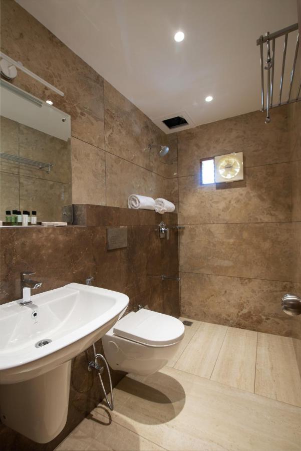 Time Square Boutique Hotel & Spa Alappuzha Luaran gambar